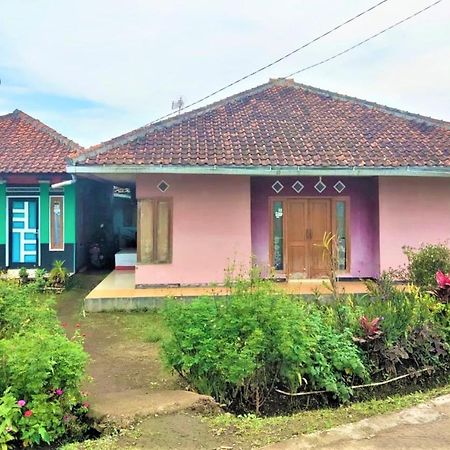 Villa Lembang Bunda Cikareumbi Extérieur photo
